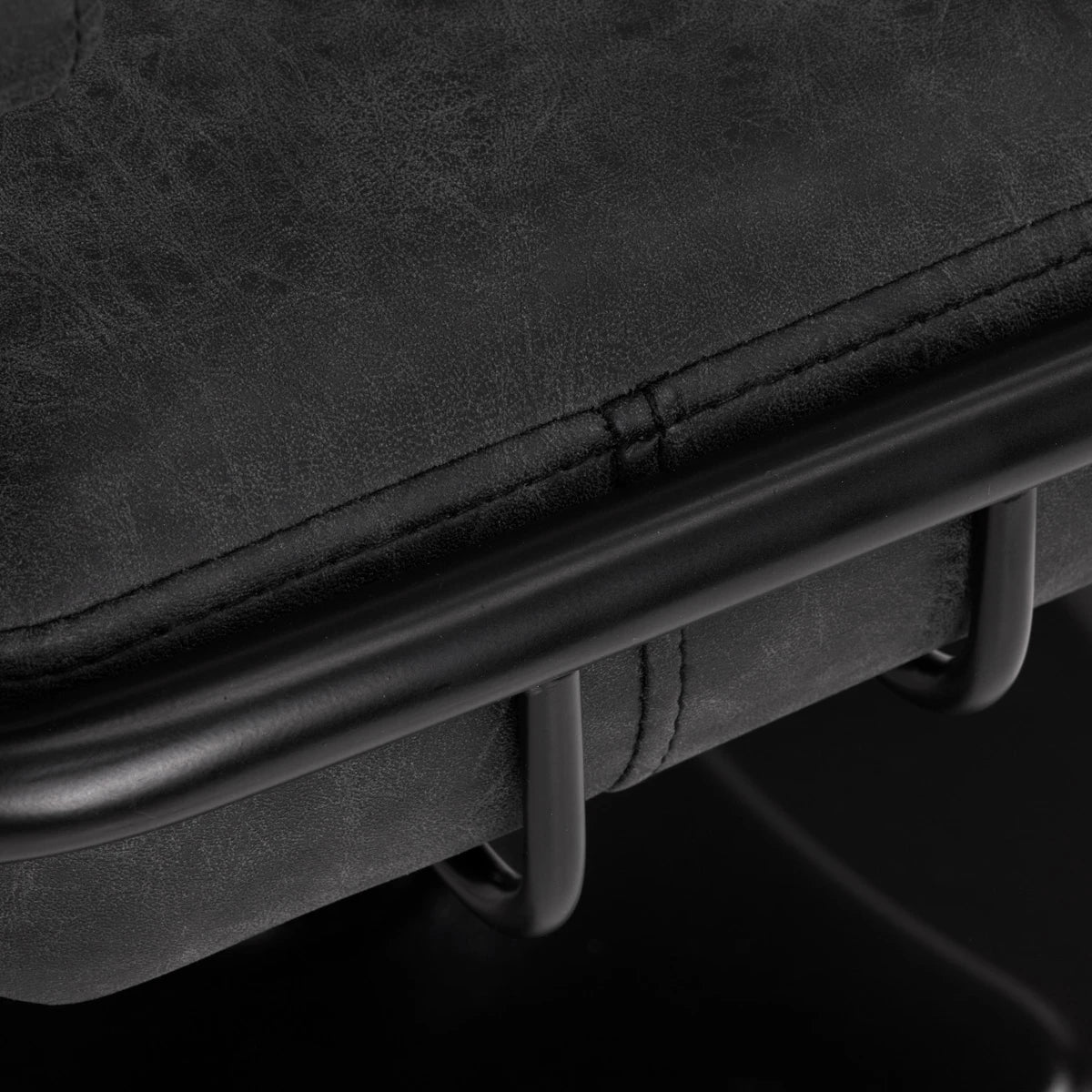 Frisörstol GABBIANO Katania Loft Old Leather svart