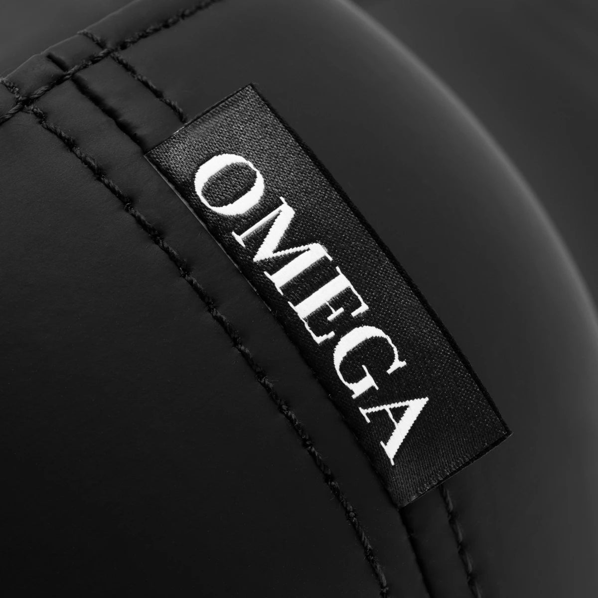 Omega Supremo swivel chair black